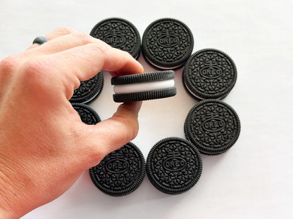 Clicker Rotativ Oreo 3D - render produs cu mecanism rotativ si sageti twist