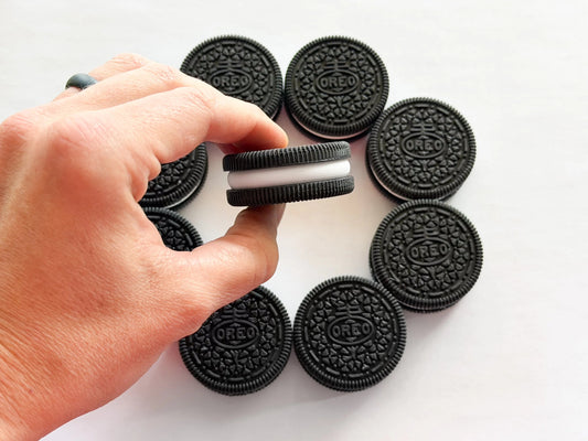 Clicker Rotativ Oreo 3D - render produs cu mecanism rotativ si sageti twist