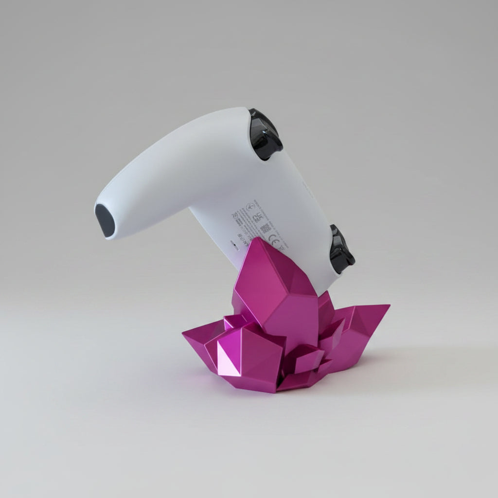 Stand cristal low-poly roz pentru controller PS5 DualSense – vedere spate
