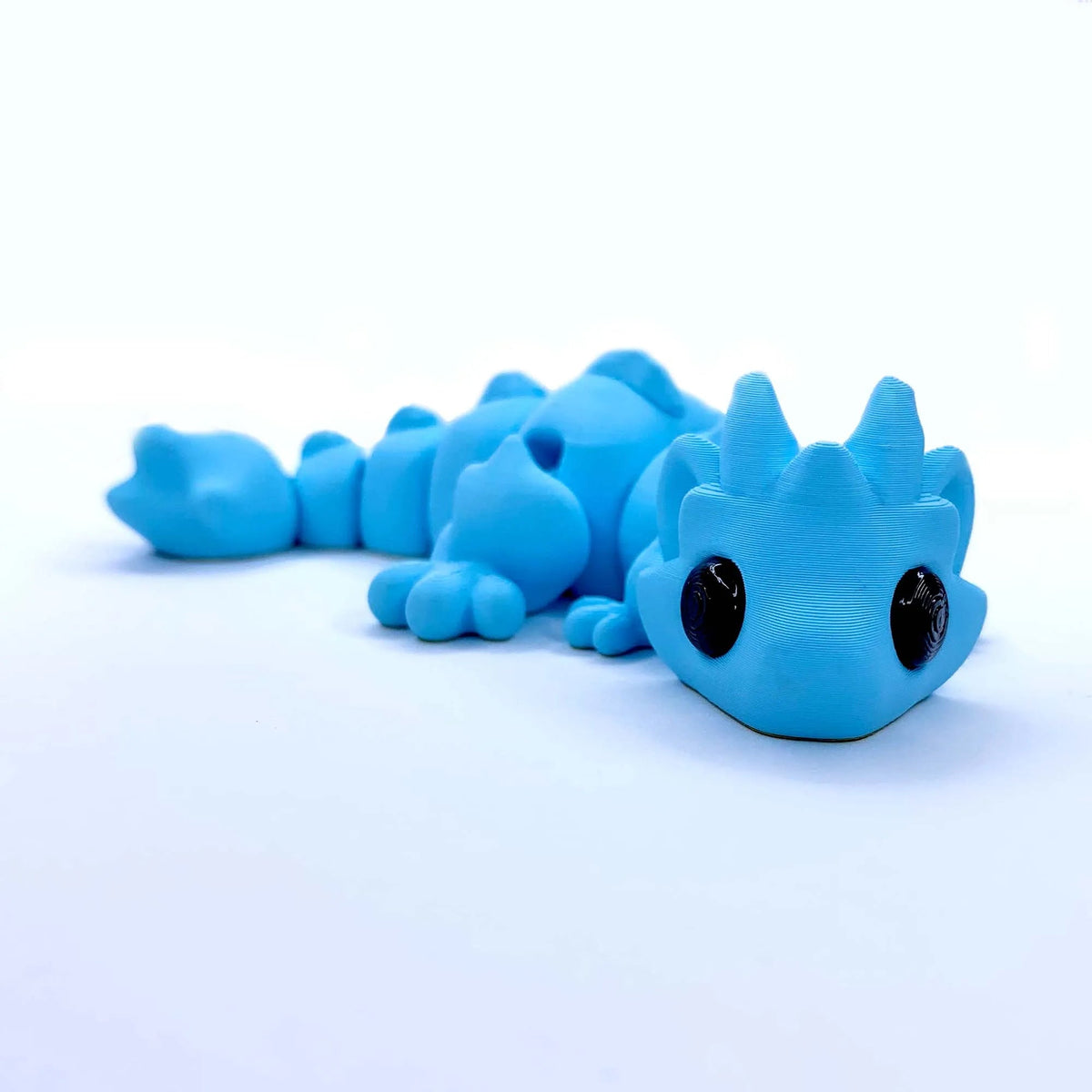 Flexi Dragon - Dragon Articulat 3D Kawaii - vedere frontala cap cu ochi imensi si tepii coroanei