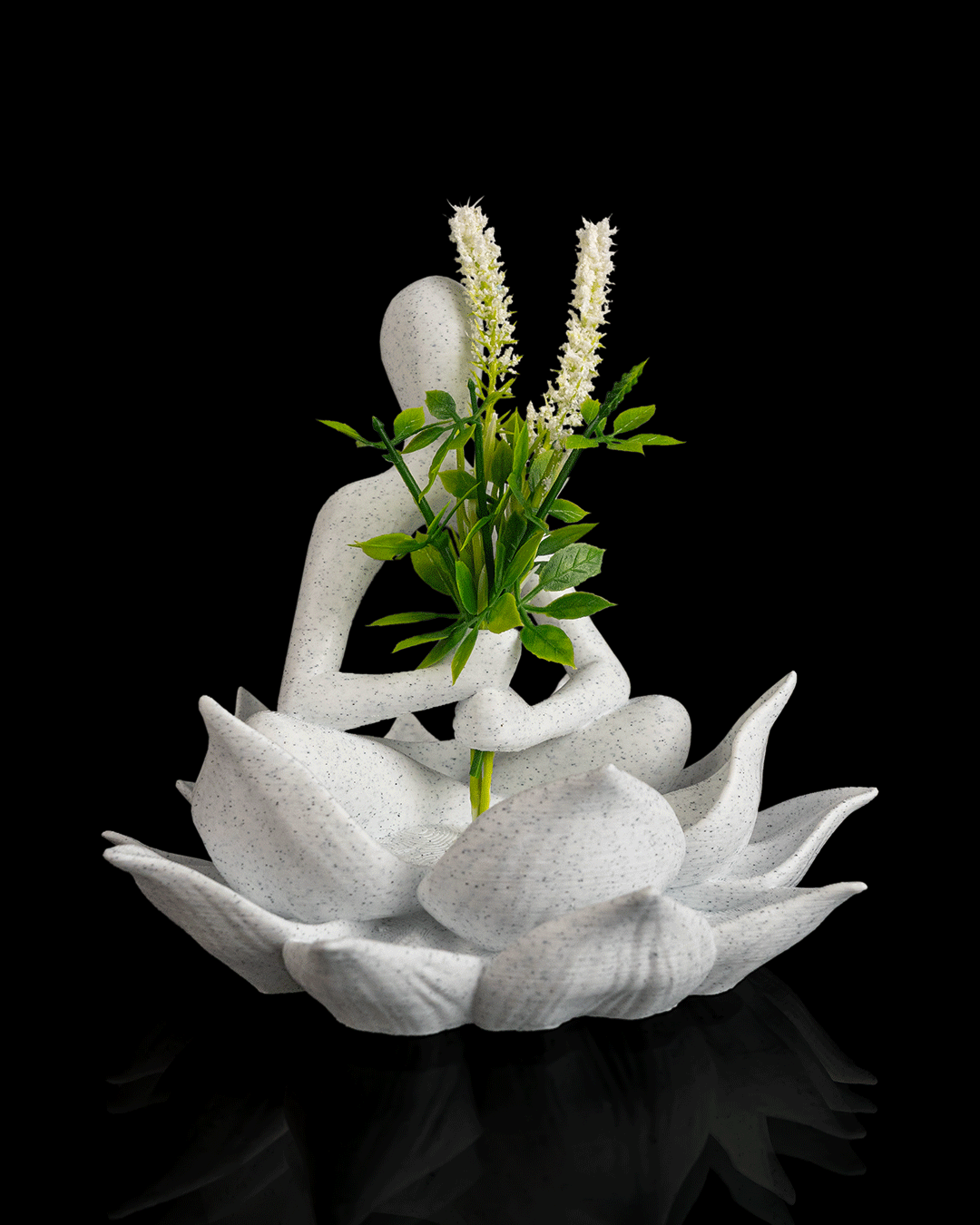 Lotus Keeper Planter – vedere laterală stânga cu flori albe
