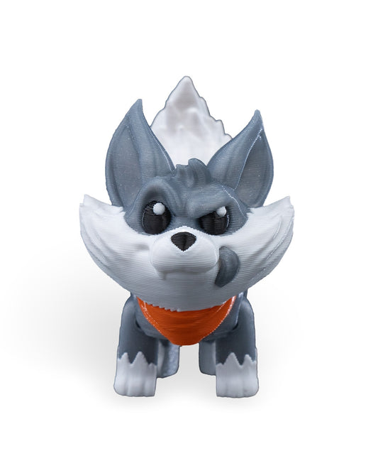 Night Terrier figură 3D cățeluș bicolor gri-alb cu eșarfă portocalie, vedere față