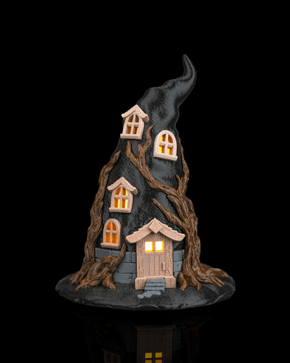 Witchstead Table Lamp - vedere față iluminată