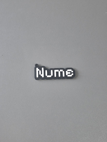 Breloc Personalizat cu Nume și Stil Font la Alegere